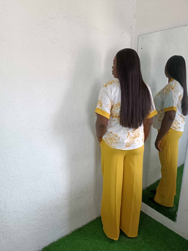 zee set (2 piece, Yellow and White) by Mena Stiches